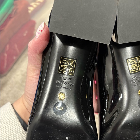 Stuart Weitzman Women's Vivienne 35 Pump Black Patent Leather Heel Size 9.5 - Picture 7 of 9